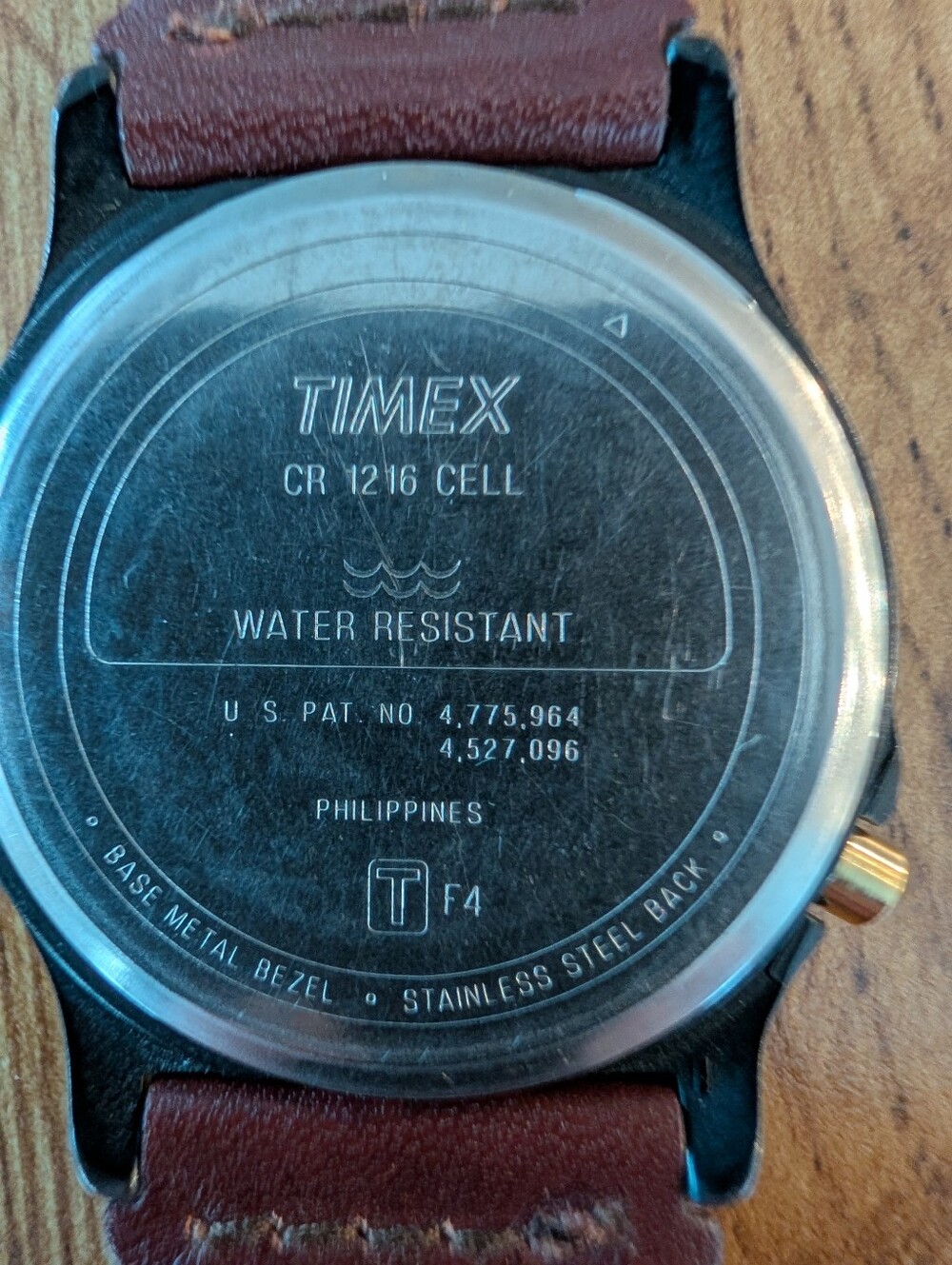 Vintage Mens Timex Watch Brown Leather Band - Picture 4 of 14